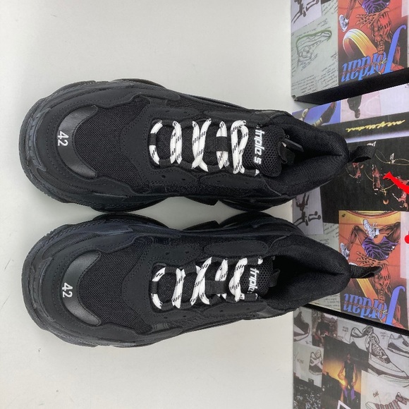 Balenciaga size 42 US 9 - Picture 10 of 11